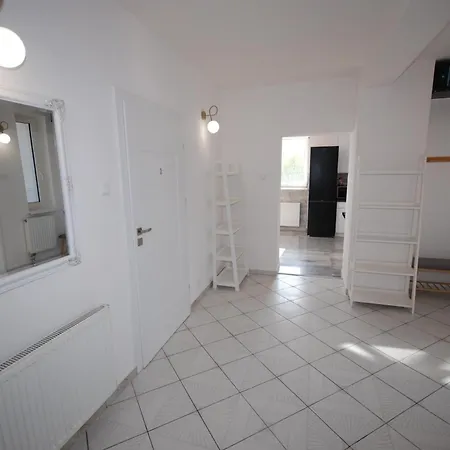 Barczewskiego 27 *