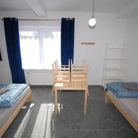 Barczewskiego 27 *