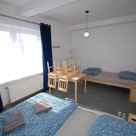 Barczewskiego 27 *